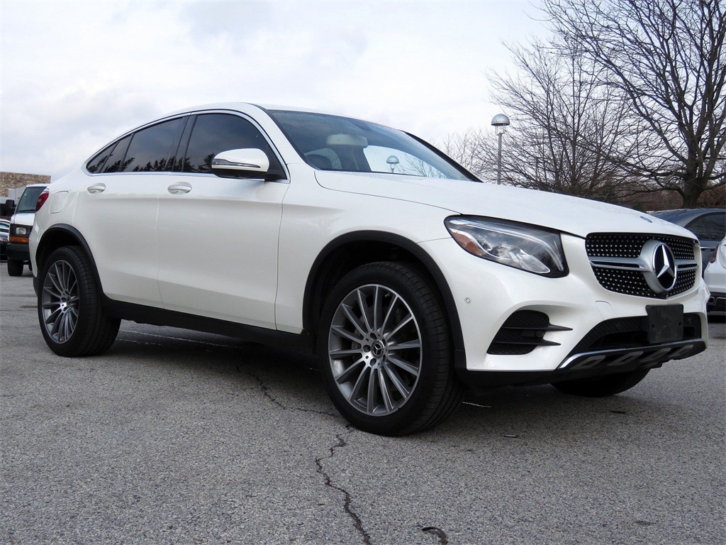 Certified Pre Owned 2017 Mercedes Benz Glc Glc 300 Coupe 4matic Coupe