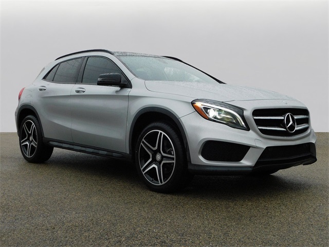 Certified Pre Owned 2016 Mercedes Benz Gla Gla 250 4matic 4d Sport Utility